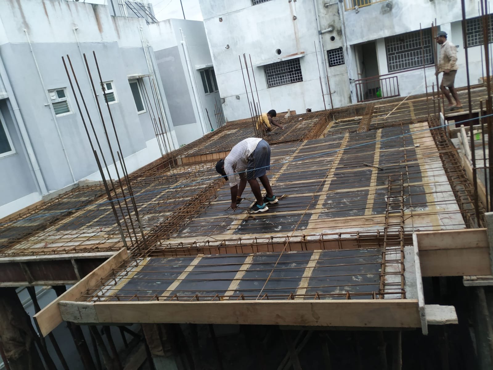 Concrete pillars and base construction work in Chennai