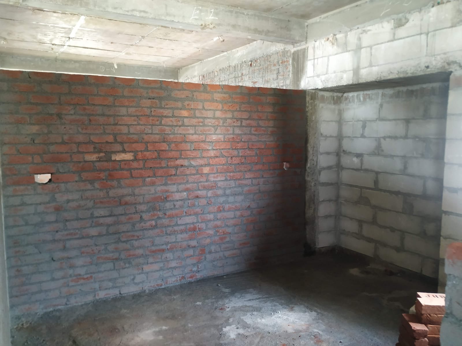 Residential interior brick wall construction work in Chennai, Tamil Nadu by VRN Aishwaryam Constructions