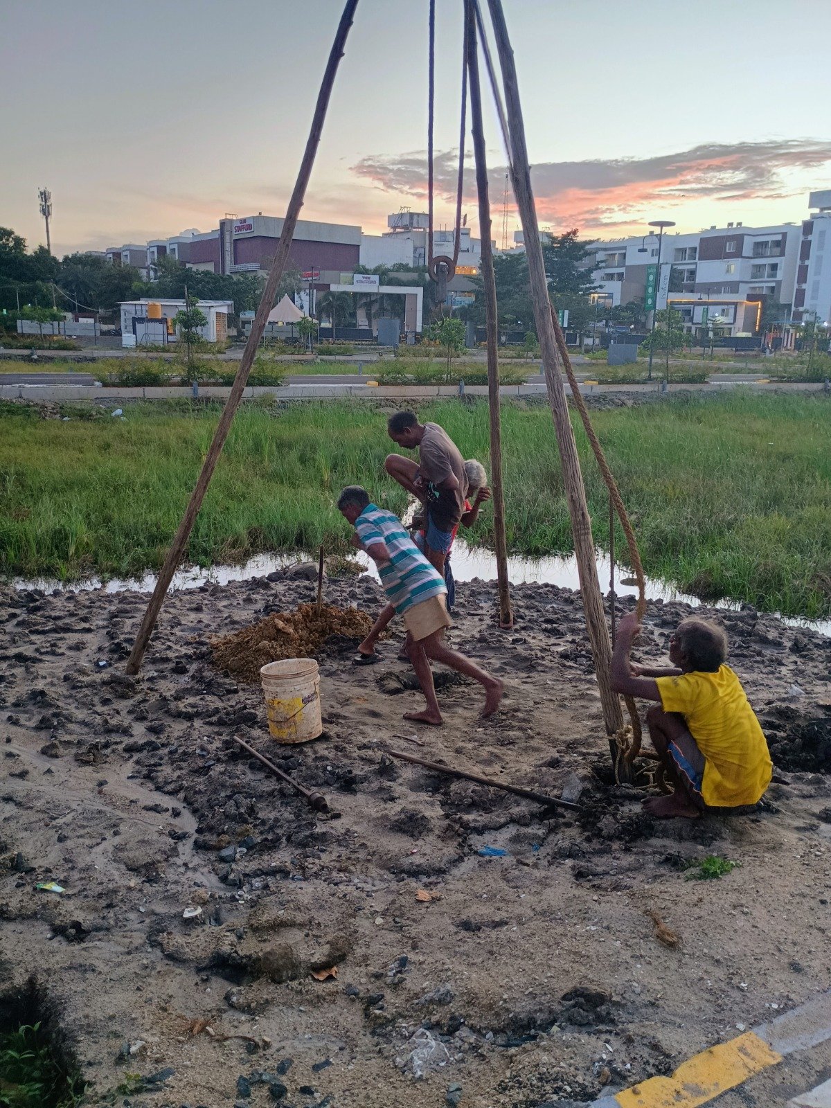 Manual soil testing and borewell drilling work in Tamil Nadu by VRN Aishwaryam Constructions